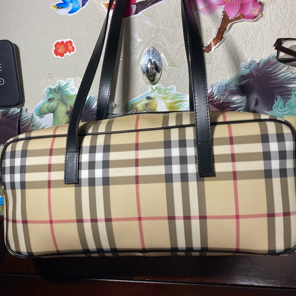 Burberry bag.  Authenticic